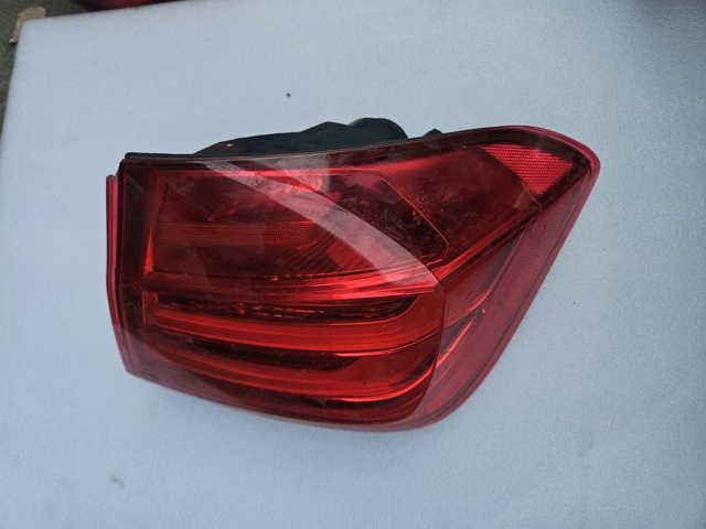 Фара задня права зовнішня 63217313040 BMW