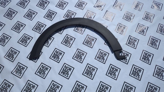 Молдинг арки крила переднього, лівий 51777300819 BMW