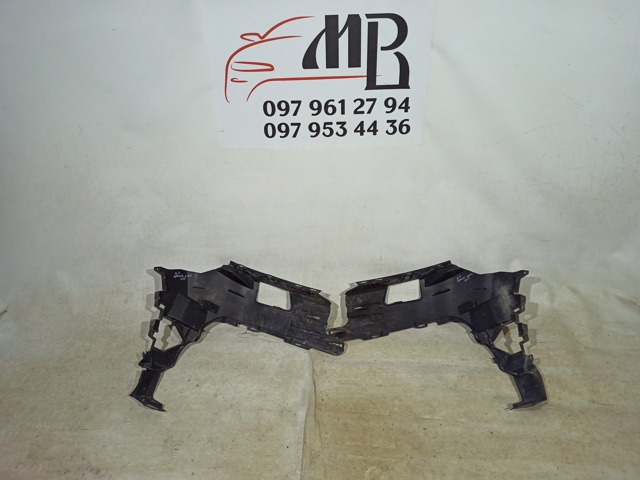 Бампер передній в зборі 4M0807095A VAG