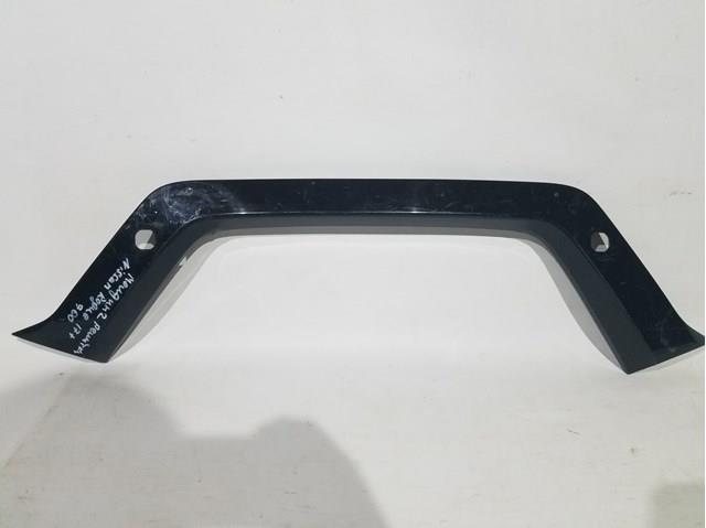 Накладка бампера переднього 622786FR0A NISSAN