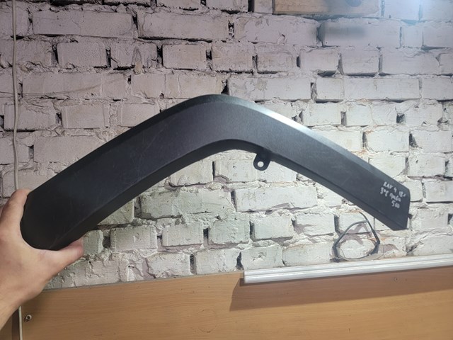 Молдинг задньої арки крила, правий 7506142010 TOYOTA