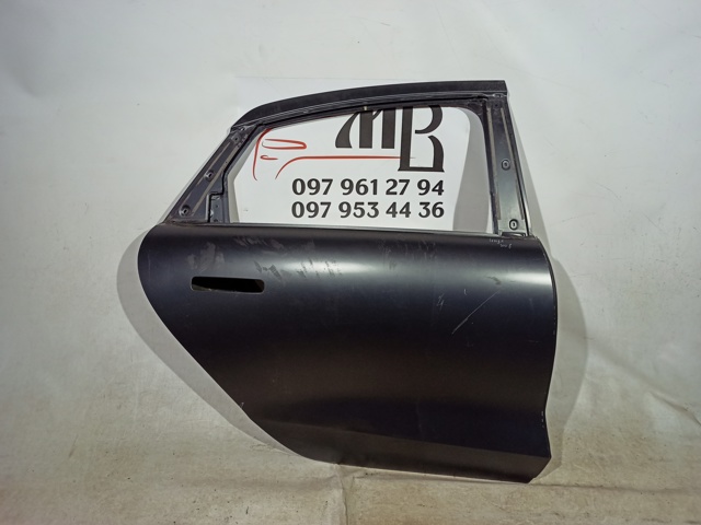 Двері задні, праві 77004KL000 HYUNDAI