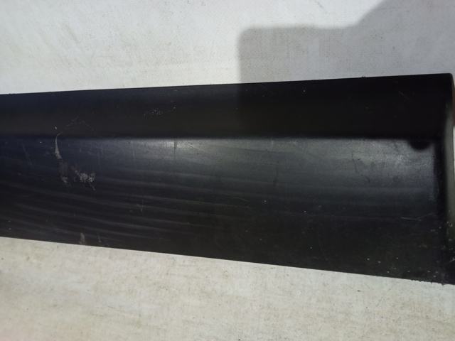 Молдинг передніх лівих дверей 80871BR01A NISSAN