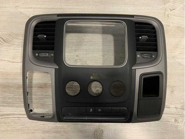 1WA381X9AI Chrysler