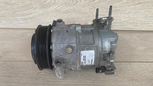 Компресор кондиціонера 68225206AA CHRYSLER
