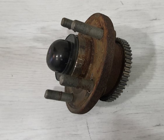Маточина переднього колеса FR3Z1104A FORD