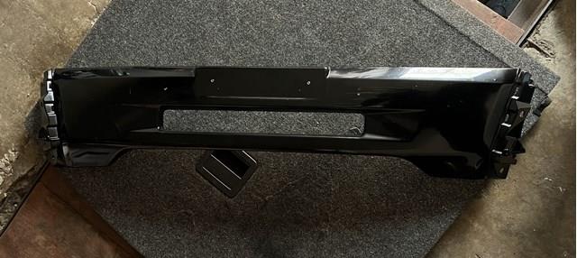 Переднє ікло бампера 6400G468 MITSUBISHI