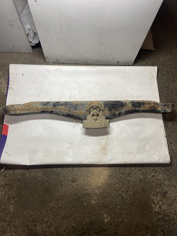 Кріплення кпп 7L6399225P VAG
