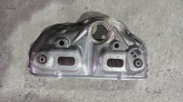 Кришка випускного колектора 1555A761 MITSUBISHI