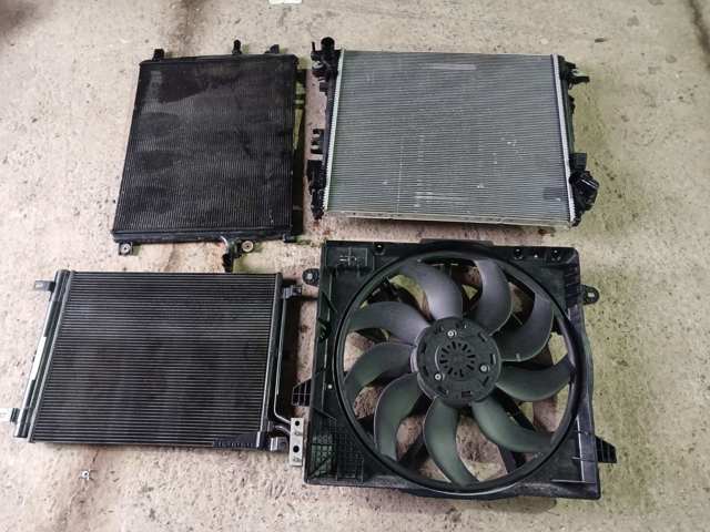 Радіатор двигуна 68314786AC CHRYSLER
