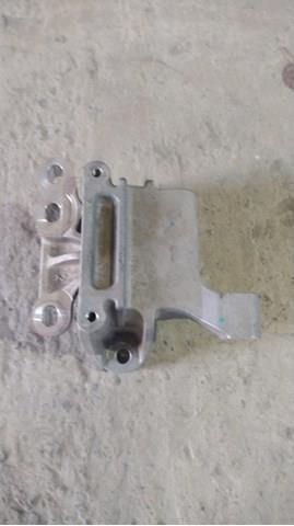 Подушка КПП 68347537AB CHRYSLER