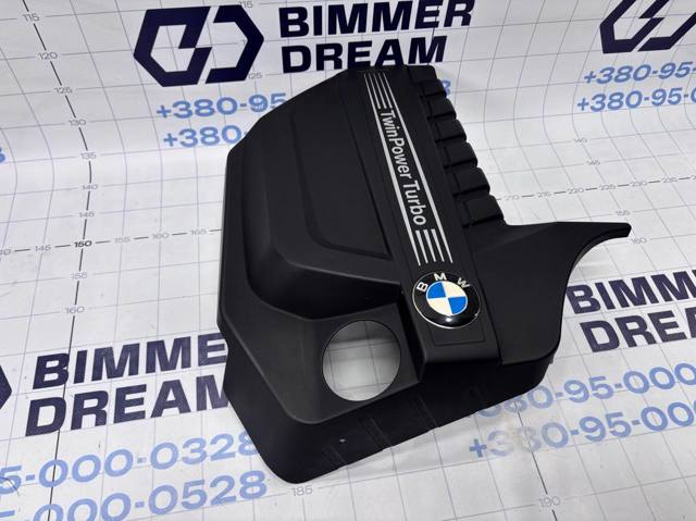 Кришка двигуна декоративна 11127607447 BMW