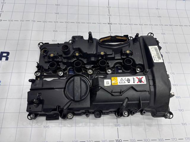 Кришка клапанів 11127611278 BMW