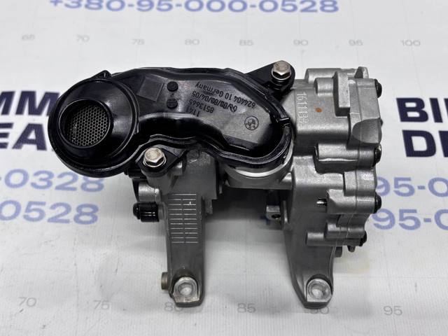 Насос маслозакачуючий 11417624135 BMW
