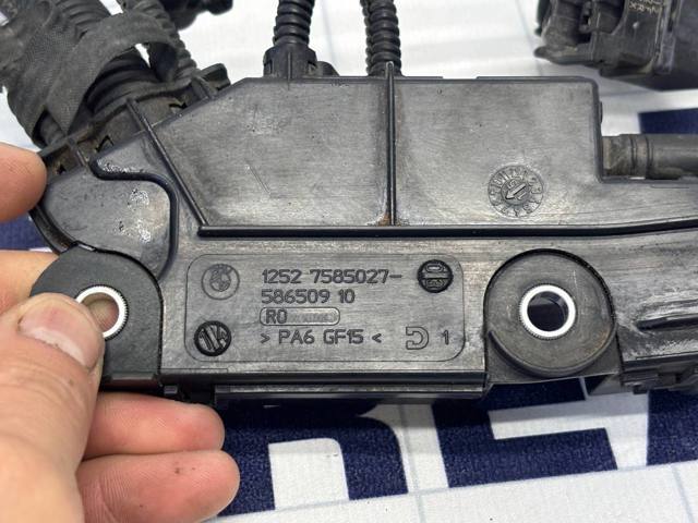 Електропроводка моторного віддсіка 12518601840 BMW