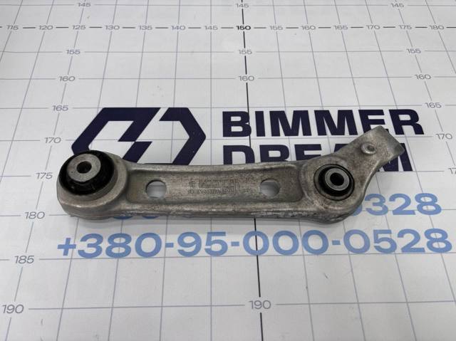 Правий важіль передній нижній підвіски 31106861182 BMW