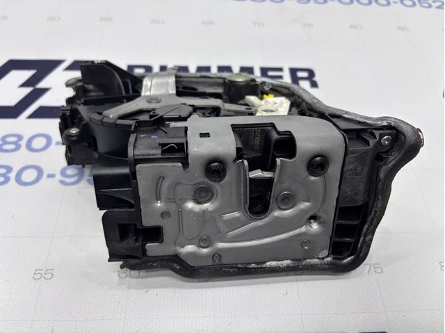 Замок двері правої передньої 51217477688 BMW