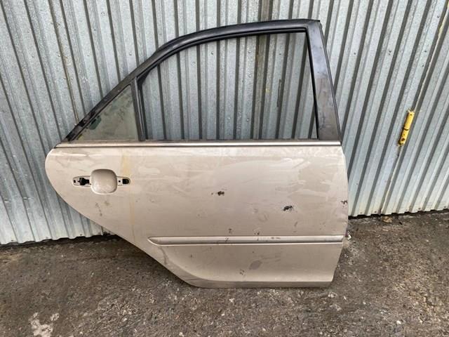 Двері задні в зборі 67003AA040 TOYOTA