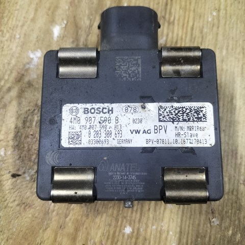 Датчик контролю мертвої зони, задній 4M0907590B VAG