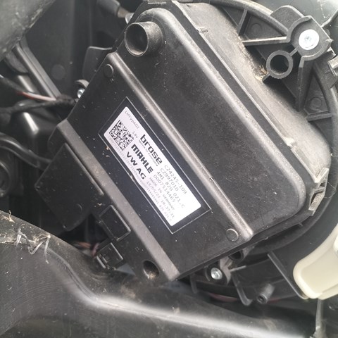 Моторчик пічки 4M1820021C VAG