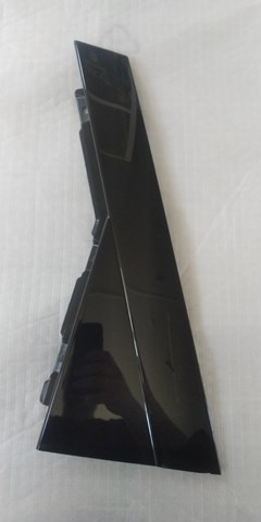 Накладка задніх дверей, лівих, вертикальних 4M0839903 VAG