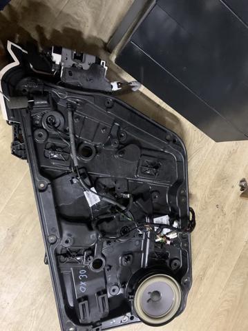 Склопідйомник з електродвигуном 807215DM0A NISSAN