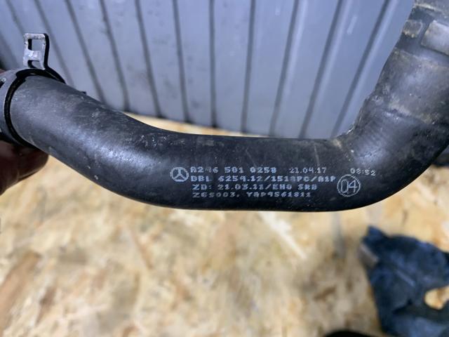 Трубопроводи і шланги системи охолодження A2465010258 MERCEDES