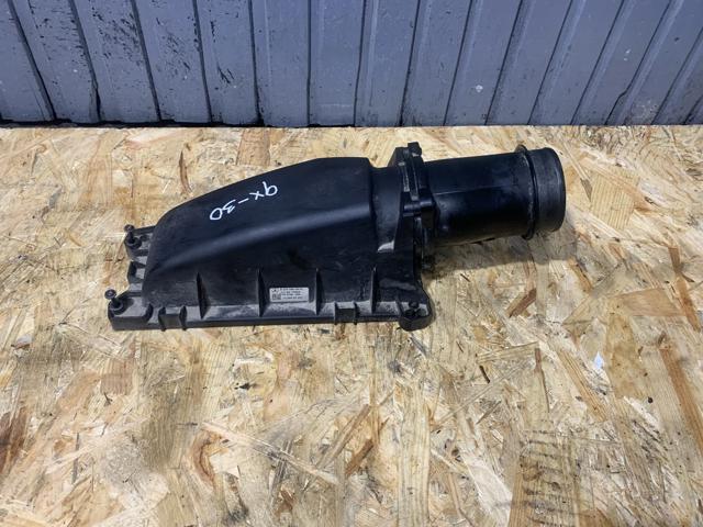 Корпус повітряного фільтра A2700900601 MERCEDES