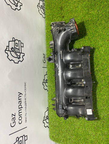 Колектор впускний A2700900737 MERCEDES