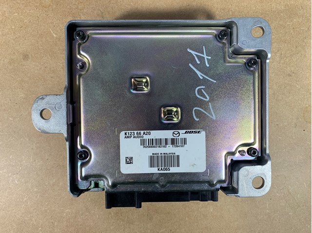Підсилювач звуку аудіосистеми K12366A20 MAZDA