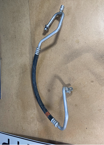 Трубка кондиціонера від компресора до радіатора KJ0161461C MAZDA