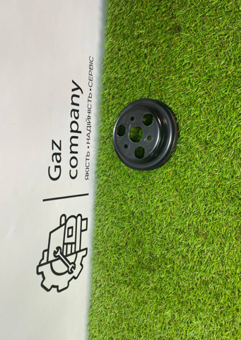 Шків водяної помпи PE0215131 MAZDA