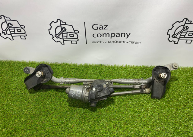 Мотор склоочисника скла (трапеції) TK7867340A MAZDA