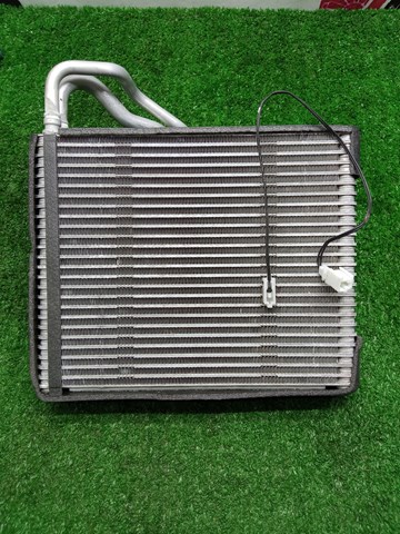 Випаровувач кондиціонера 272806RF0A NISSAN