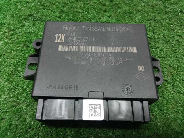 Модуль (блок ЕБУ) управління парктроніком 284L06711R NISSAN