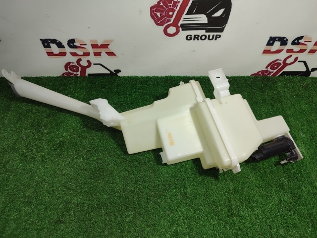 Бачок омивача скла 289106RR0A NISSAN