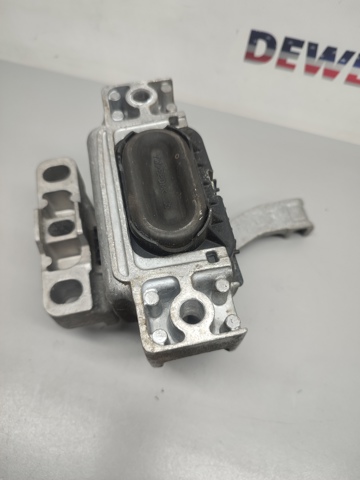Права подушка двигуна 3Q0199262M VAG