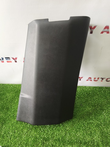 Обшивка стійки кузова внутрішньої, середня нижня права 5SZ60DX9AA CHRYSLER