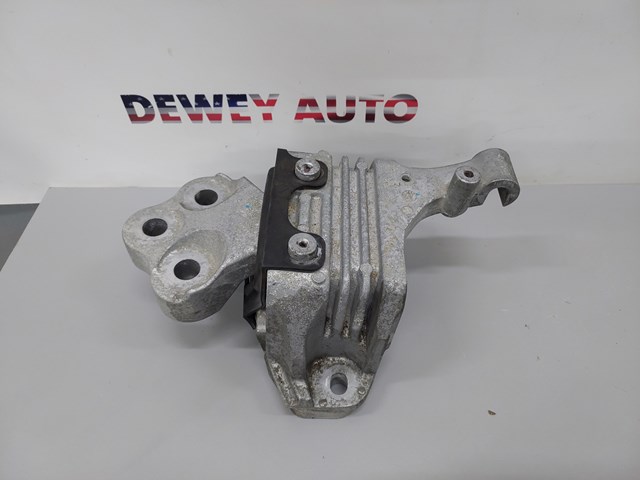 Подушка (опора) двигуна, ліва 68418876AB CHRYSLER