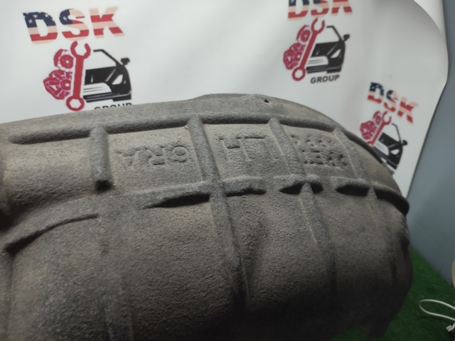 Підкрилок заднього крила, лівий 767496RR0B NISSAN