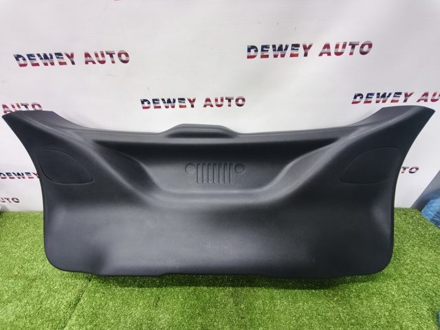 Облицювання багажника п'ятих дверей 7KH88DX9AA CHRYSLER