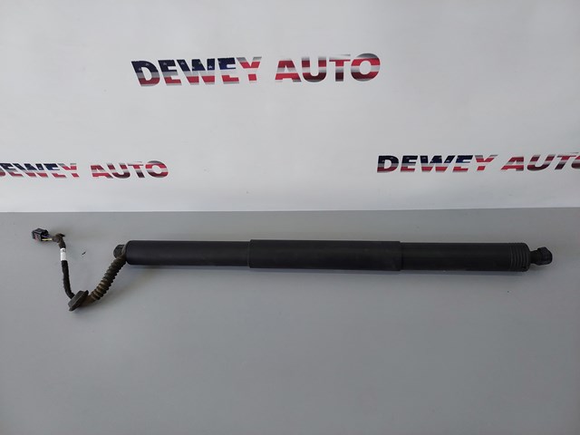 Амортизатор двері багажника 80A827851A VAG