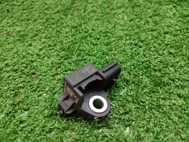 Датчик AIRBAG передній 985815NN0A NISSAN