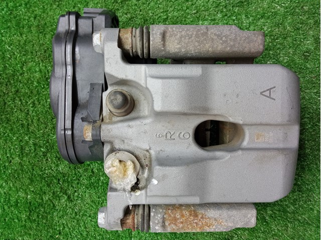 Супорт гальмівний задній правий D40006RA0A NISSAN