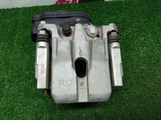 Задній гальмівний супорт лівий D40106RA0C NISSAN