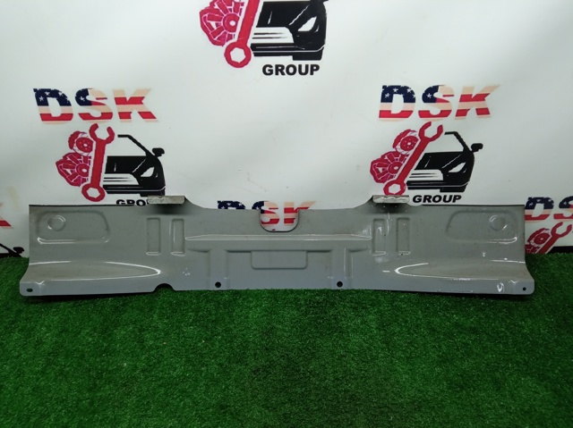 Захист заднього бампера G47986RRMH NISSAN