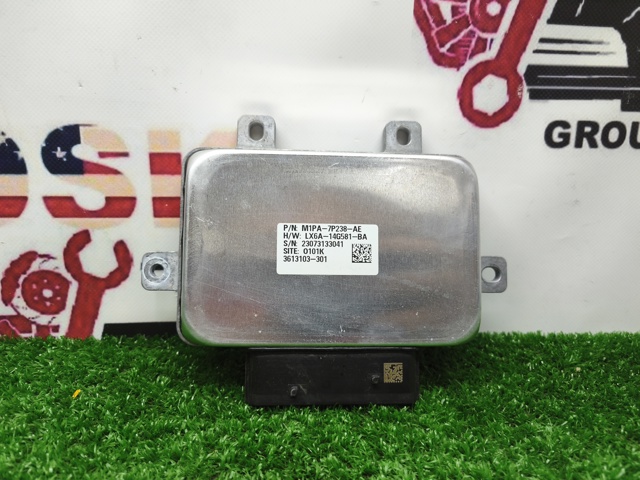 Управління включенням КОМ LX6Z7P238AANP FORD