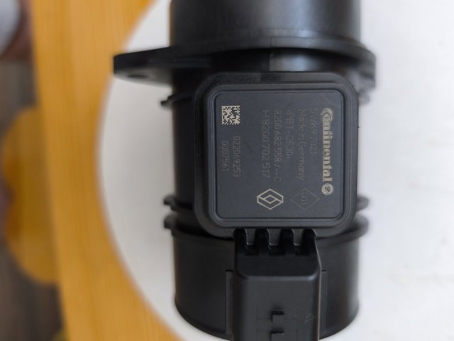 Датчик потоку повітря 8200702517 RENAULT