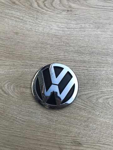 Емблема кришки багажника, фірменнийзначок 1K5853630 VAG