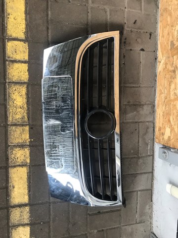 Решітка радіатора 1T0853651AG VAG
